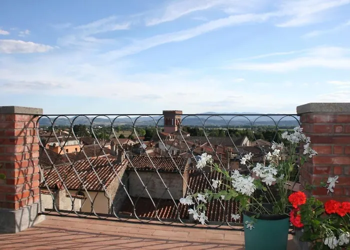 Torre Medioevale D'Uguccione
